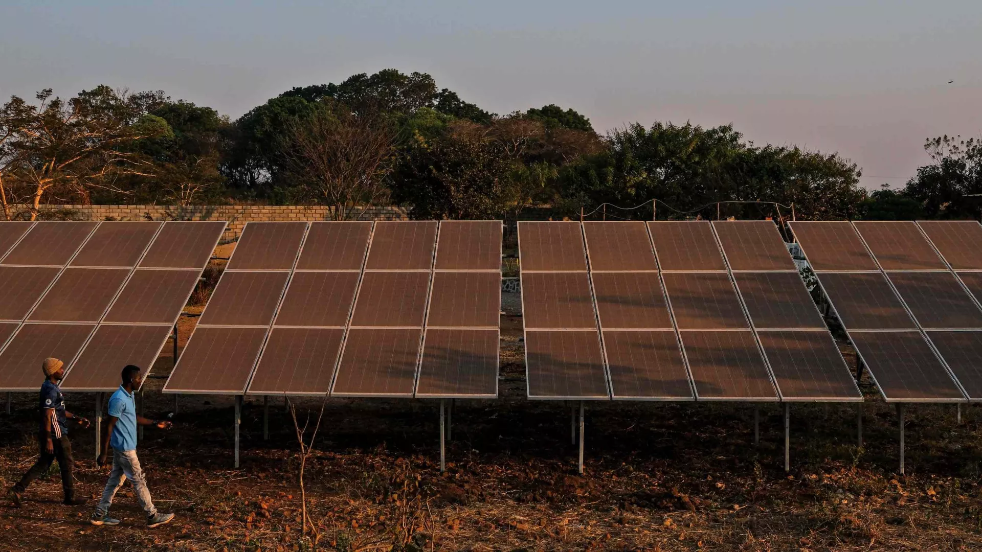 A2E_africa_01b%20%281%29_0.jpg A2E_africa_01b%20%281%29_0.jpg