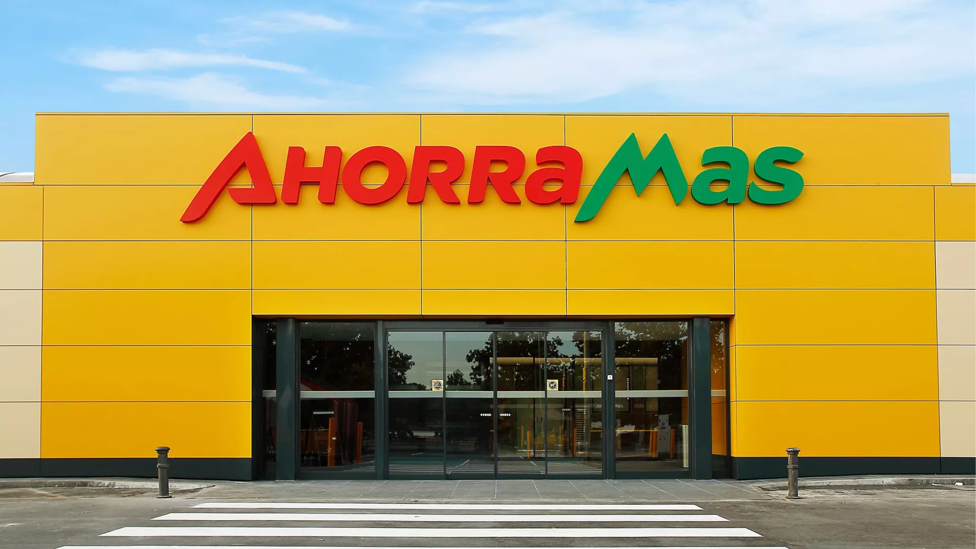 FACHADA%20AHORRAMAS%20FRONTAL_0.jpg