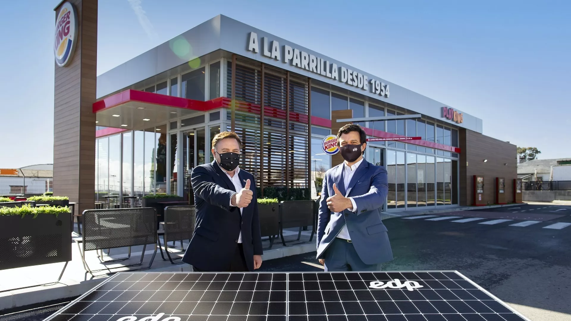 gregorio_jimenez_consejero_delegado_de_burger_kingr_espana_y_portugal_y_miguel_fonseca_consejero_director_comercial_de_edp_espanabaja_0.jpg gregorio_jimenez_consejero_delegado_de_burger_kingr_espana_y_portugal_y_miguel_fonseca_consejero_director_comercial_de_edp_espanabaja_0.jpg