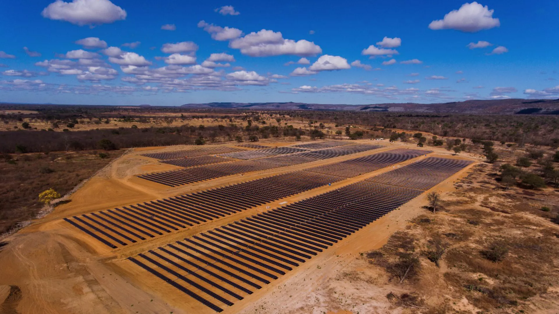 usina_solar_-_minas_0.jpg usina_solar_-_minas_0.jpg